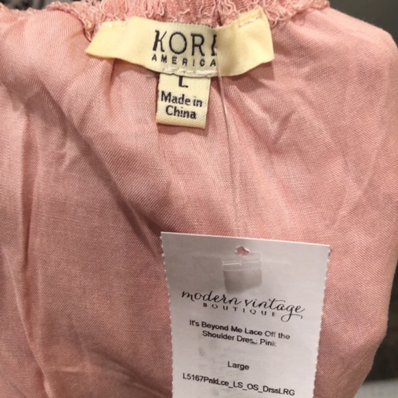 NWT off the shoulder lace dress - Picture 2 of 2